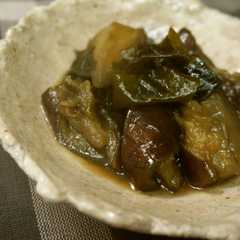 A picture of 茄子と生わかめのうま煮.