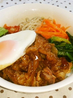 美味しい♪焼き肉丼風✩ビビンバ-レシピのメイン写真