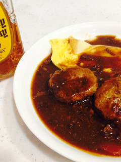 ハヤシの残りで煮込みハンバーグ。-レシピのメイン写真