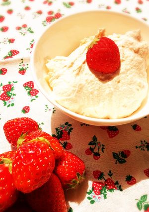＊簡単＊ストロベリーアイスクリーム-レシピのメイン写真