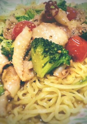 マルちゃん正麺で作る鶏皮胡麻ダレ温麺♪-レシピのメイン写真