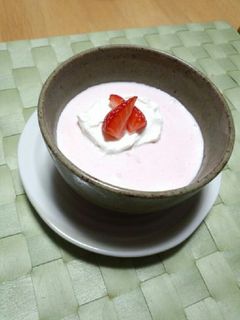 いちごのババロア*。-レシピのメイン写真