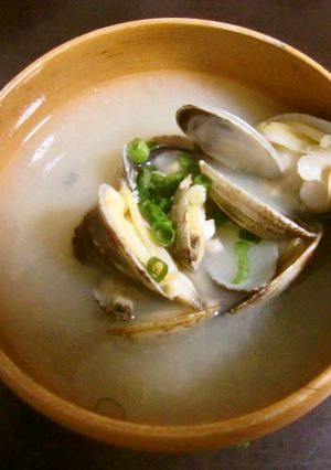 5分で作る絶品アサリの味噌汁スマイリー流-レシピのメイン写真