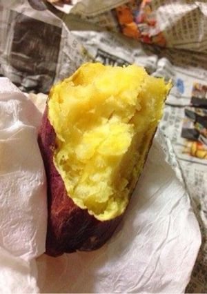 まさに秋の味覚！電子レンジで焼き芋>ω<-レシピのメイン写真
