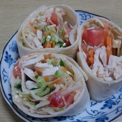 基本からアレンジまで！思わずつくりたくなる「メキシカンサラダラップ