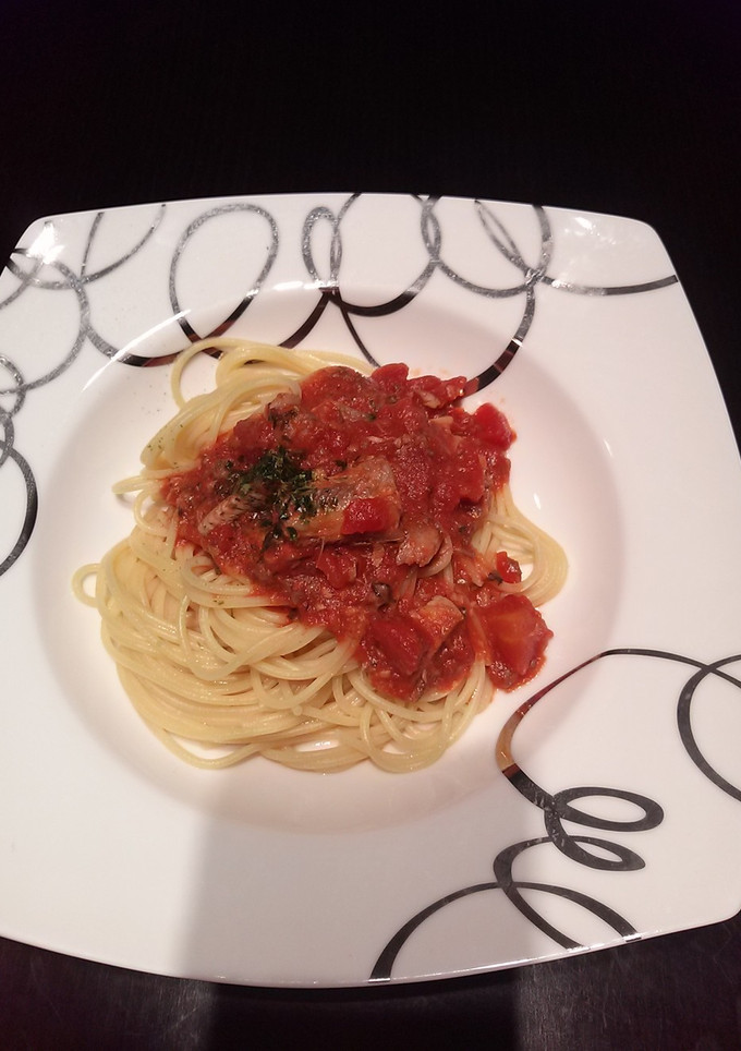 簡単旨い☆サンマ水煮缶のトマトパスタ-レシピのメイン写真