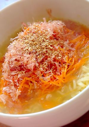 サッポロ一番にんじんしりしり塩ラーメン-レシピのメイン写真