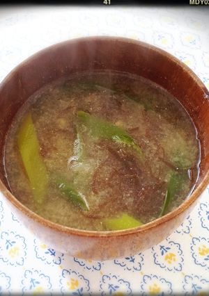 もずくとねぎのお味噌汁-レシピのメイン写真