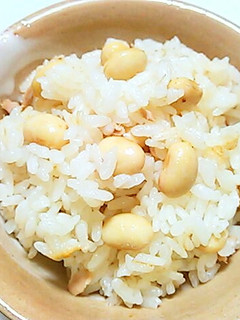 ツナと水煮大豆の炊き込みご飯-レシピのメイン写真