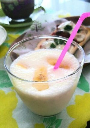 バニラアイスで☆朝食に簡単バナナジュース-レシピのメイン写真