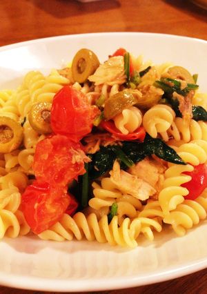 簡単☆旨い☆ツナとトマトのショートパスタ-レシピのメイン写真