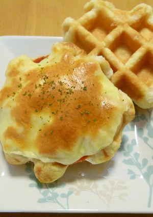 ワッフルでプチピザ☆-レシピのメイン写真