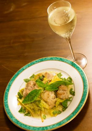 鶏肉と春野菜の白ワイン蒸し バジルの香り-レシピのメイン写真