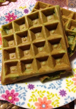 米粉とほうれん草のモチモチワッフル♪-レシピのメイン写真