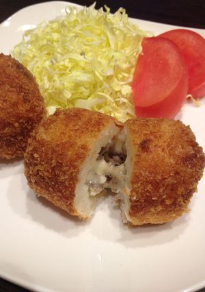 チーズビーフ☆IN☆コロッケ-レシピのメイン写真