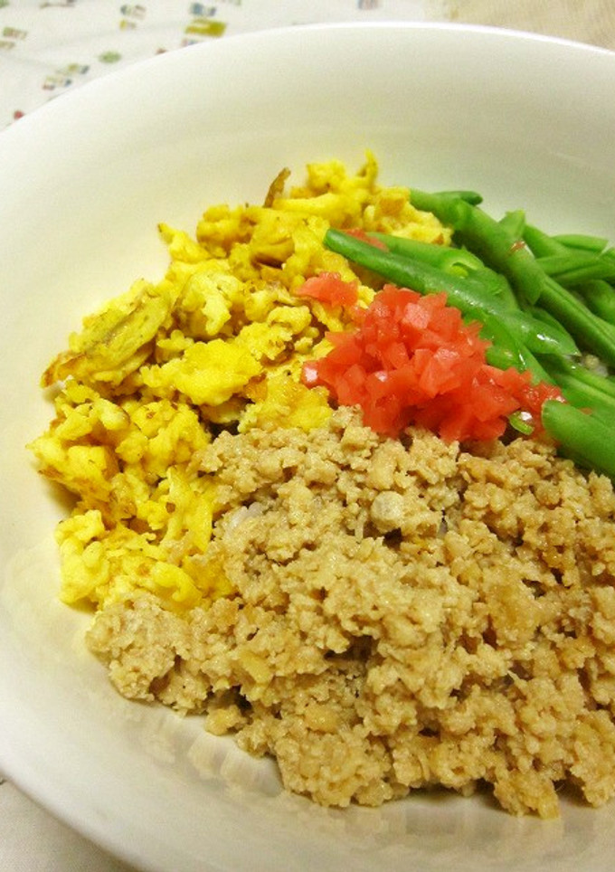 ７：５：３の簡単そぼろで三色そぼろ丼-レシピのメイン写真