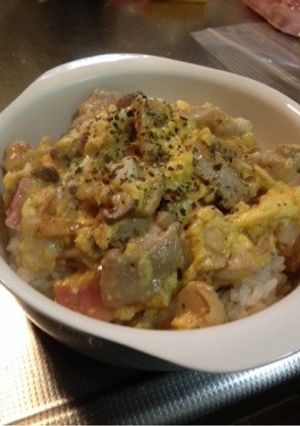 *簡単‼︎ベーコンで洋風親子丼*-レシピのメイン写真
