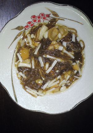 モズクと滑子の酢の物-レシピのメイン写真