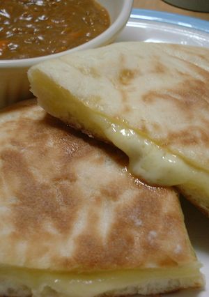 チーズナン～こねずにできる♪-レシピのメイン写真