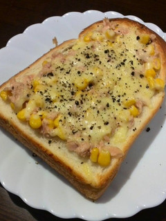 簡単☆ツナコーンのとろーりチーズパン-レシピのメイン写真