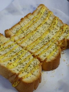 マヨ粉チーズトースト-レシピのメイン写真