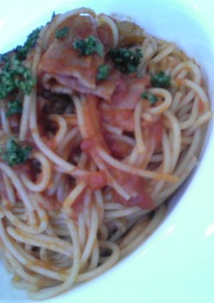 ピリカラ☆トマトとベーコンのパスタ-レシピのメイン写真