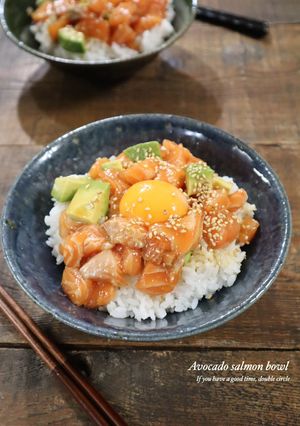 アボカドサーモン丼-レシピのメイン写真