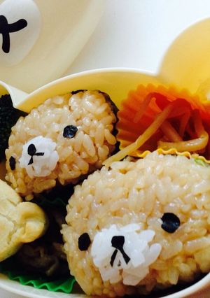 簡単♪くまさんおにぎり〈キャラ弁〉-レシピのメイン写真