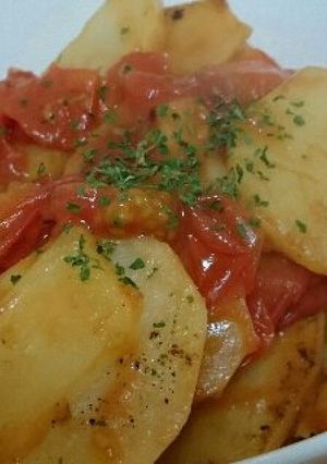 ジャガイモとトマトのバター醤油-レシピのメイン写真
