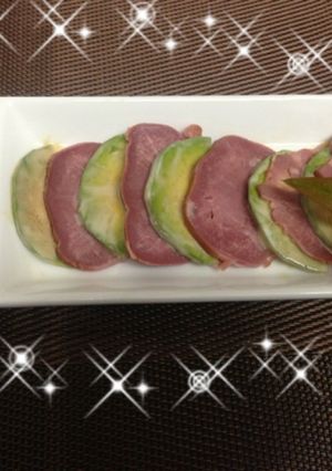 アボカドとスモークタンの簡単おつまみ-レシピのメイン写真