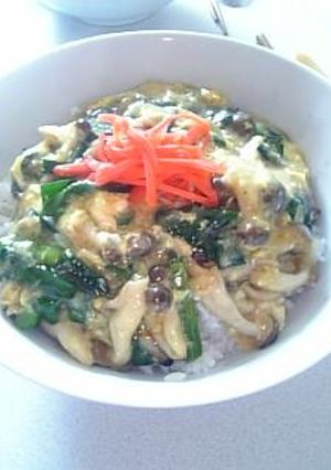 ニラとしめじのトロトロかき玉丼-レシピのメイン写真