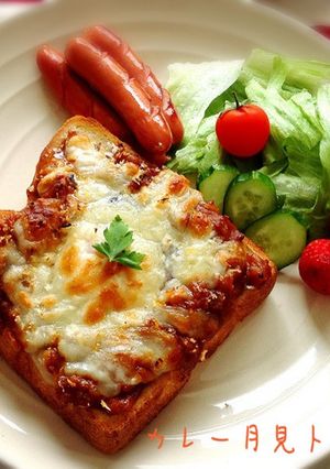 ブランチに♫リメイク＊カレー月見トースト-レシピのメイン写真