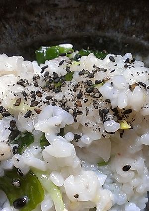 昨日のご飯でつくるお腹に優しい朝の雑炊-レシピのメイン写真