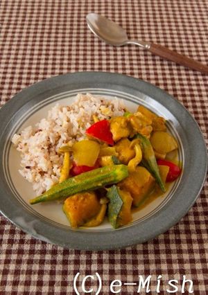 かぼちゃとオクラのエスニックカレー-レシピのメイン写真
