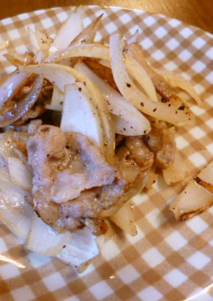 豚こまと新玉のにんにく炒め-レシピのメイン写真