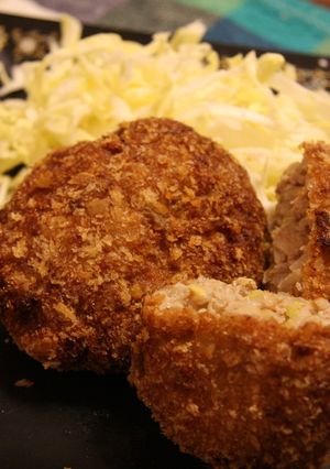 ハンバーグリメイクかさましキャベツメンチ-レシピのメイン写真