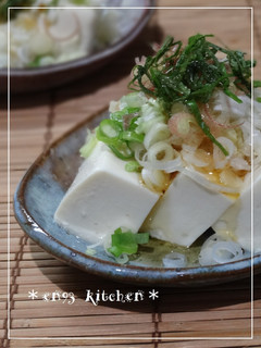 簡単♪薬味たっぷり♡お塩と胡麻油で冷奴-レシピのメイン写真