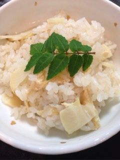 シンプルにいただく筍ご飯-レシピのメイン写真