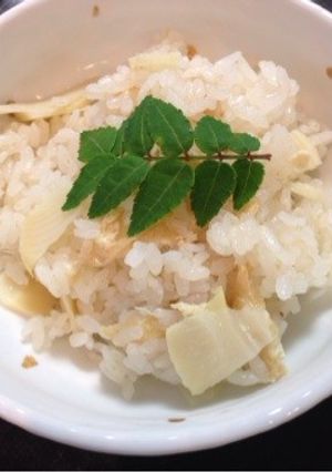 シンプルにいただく筍ご飯-レシピのメイン写真