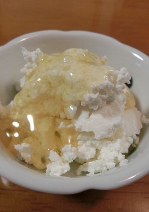 カッテージチーズの蜂蜜かけ-レシピのメイン写真