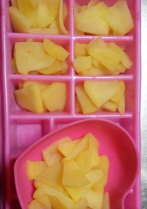 りんご煮♡離乳食～ずっと使えます♡-レシピのメイン写真