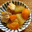 圧力鍋で簡単!鶏モモ肉と大根と人参の煮物