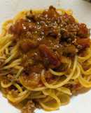 トマトジュースで作るトマトとひき肉パスタ