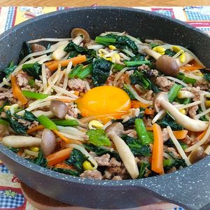 ♔ワンパン♪なんちゃって石焼きビビンバ♔