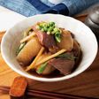 牛すじと里芋の煮物