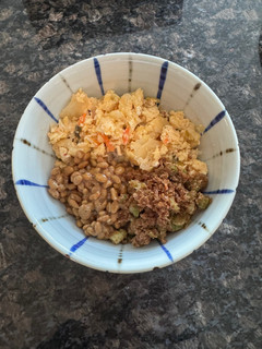 もち麦めし キムチ炒り卵と納豆ネギおかか-レシピのメイン写真