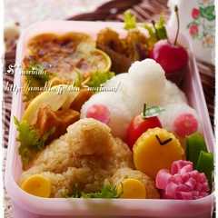 รูปของ リラックマのおしり☆おにぎり＊キャラ弁