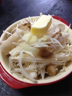 レンジで簡単♪鮭とキノコの醤油バター-レシピのメイン写真