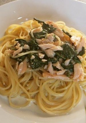 サーモンとほうれん草のクリームスパゲティ-レシピのメイン写真