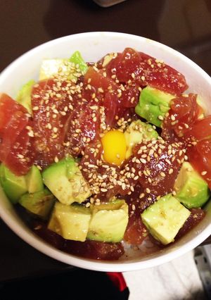 お手軽美味しいアボカドマグロ丼-レシピのメイン写真